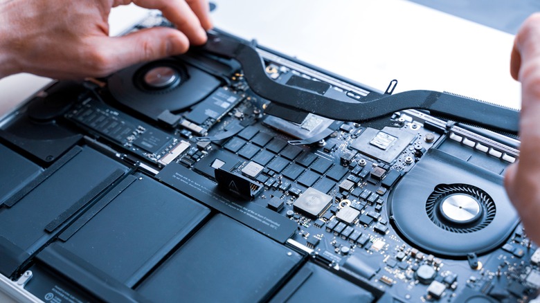 what-are-the-signs-that-a-laptop-needs-repair